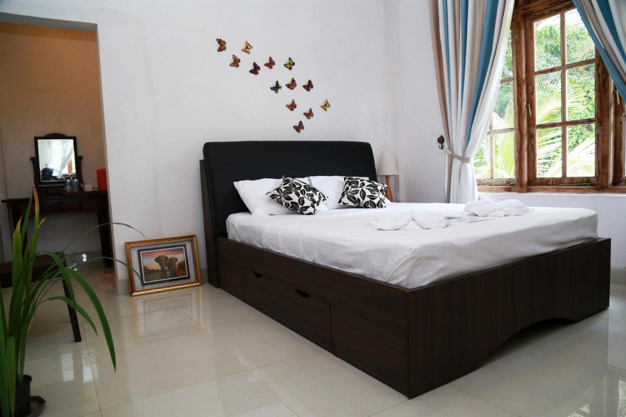 Chathu Holiday Home كاندي المظهر الخارجي الصورة