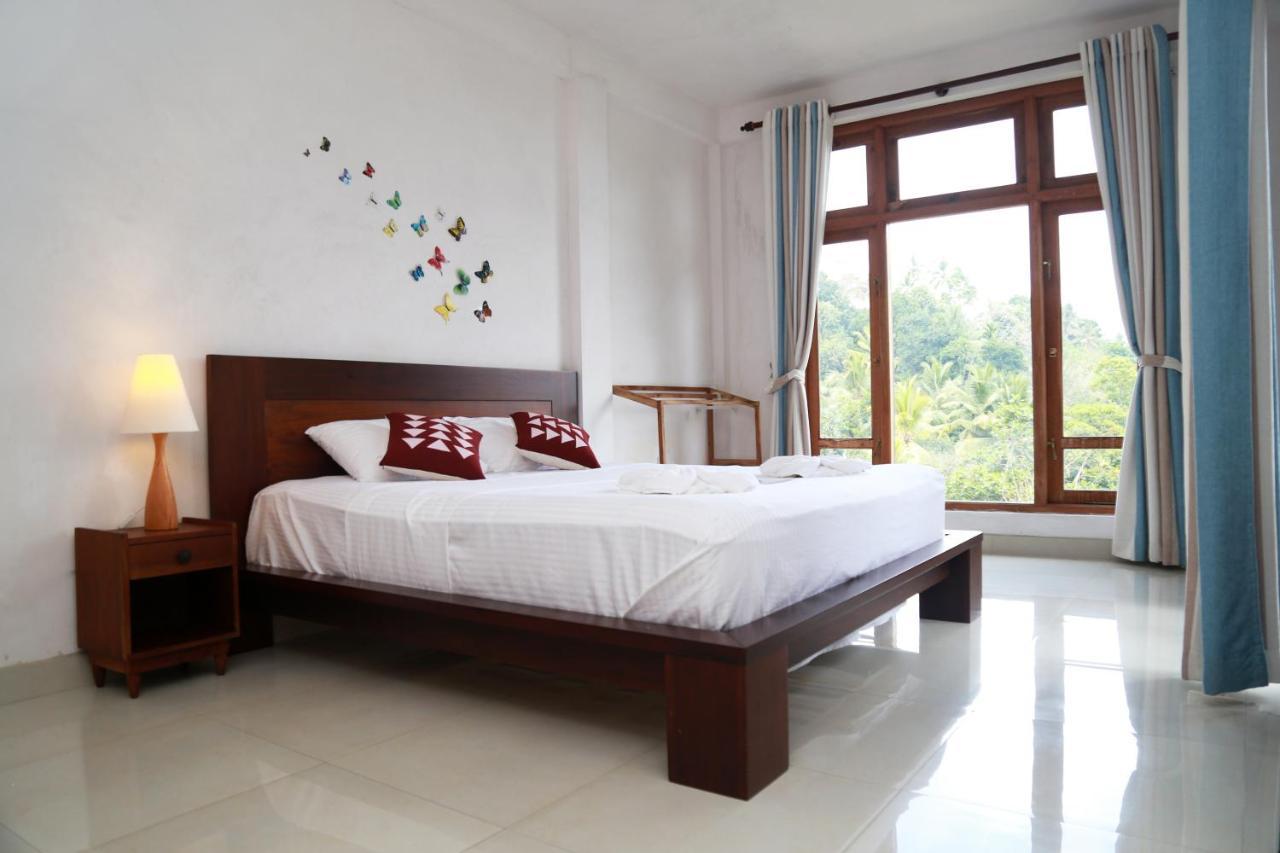 Chathu Holiday Home كاندي المظهر الخارجي الصورة