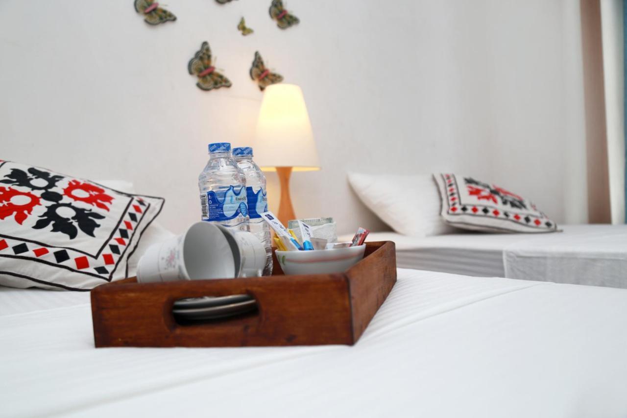 Chathu Holiday Home كاندي المظهر الخارجي الصورة