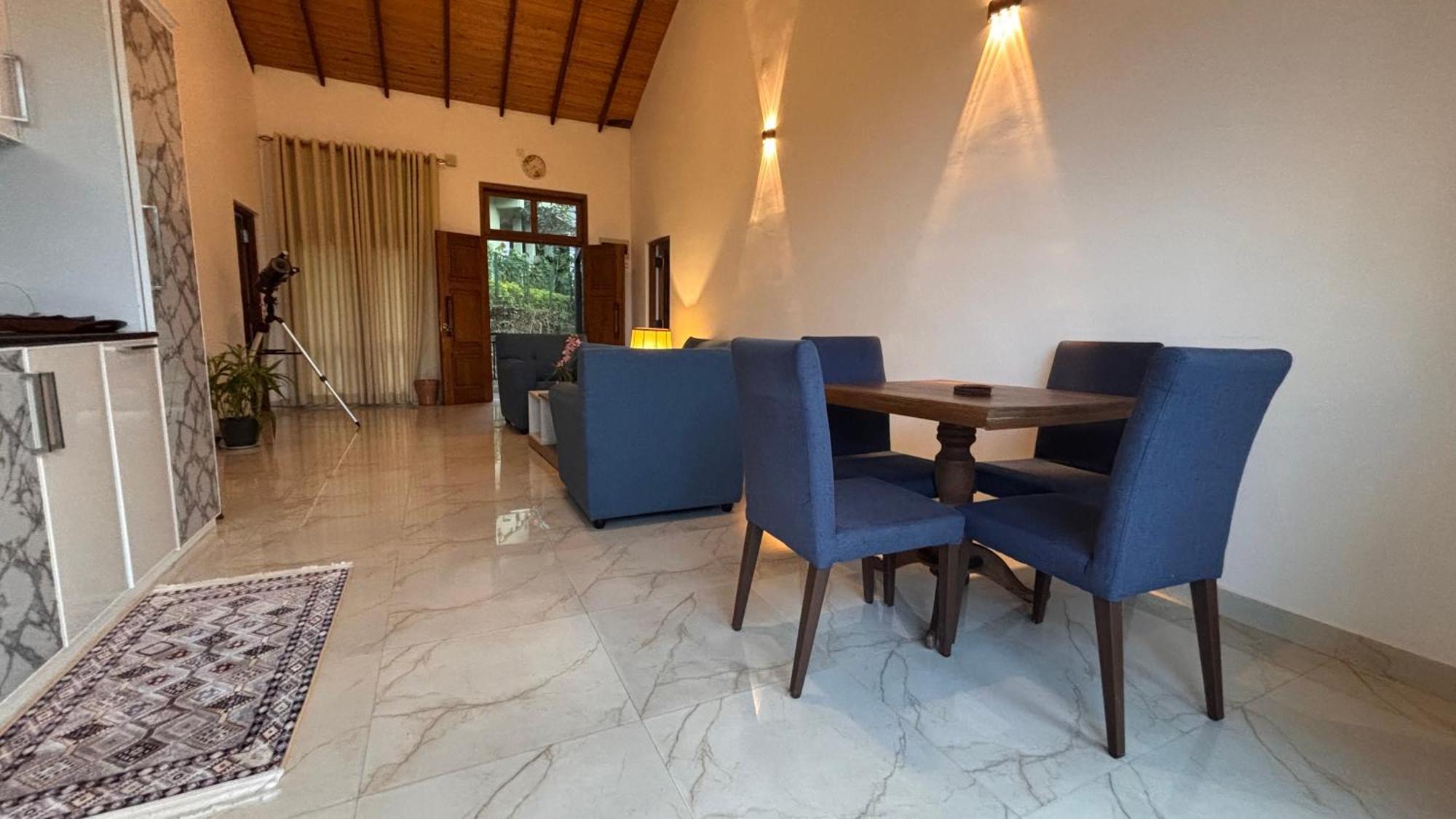 Chathu Holiday Home كاندي المظهر الخارجي الصورة